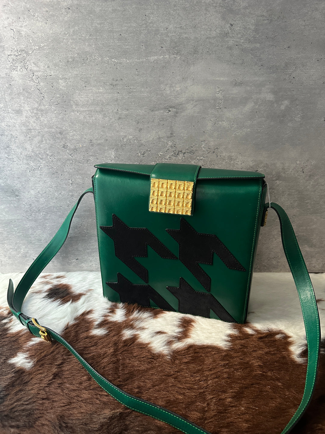Celine Vintage Houndstooth Crossbody Bag 💚🖤｜Rare Houndstooth Appliqué × Triomphe Hardware × Emerald Green Leather
