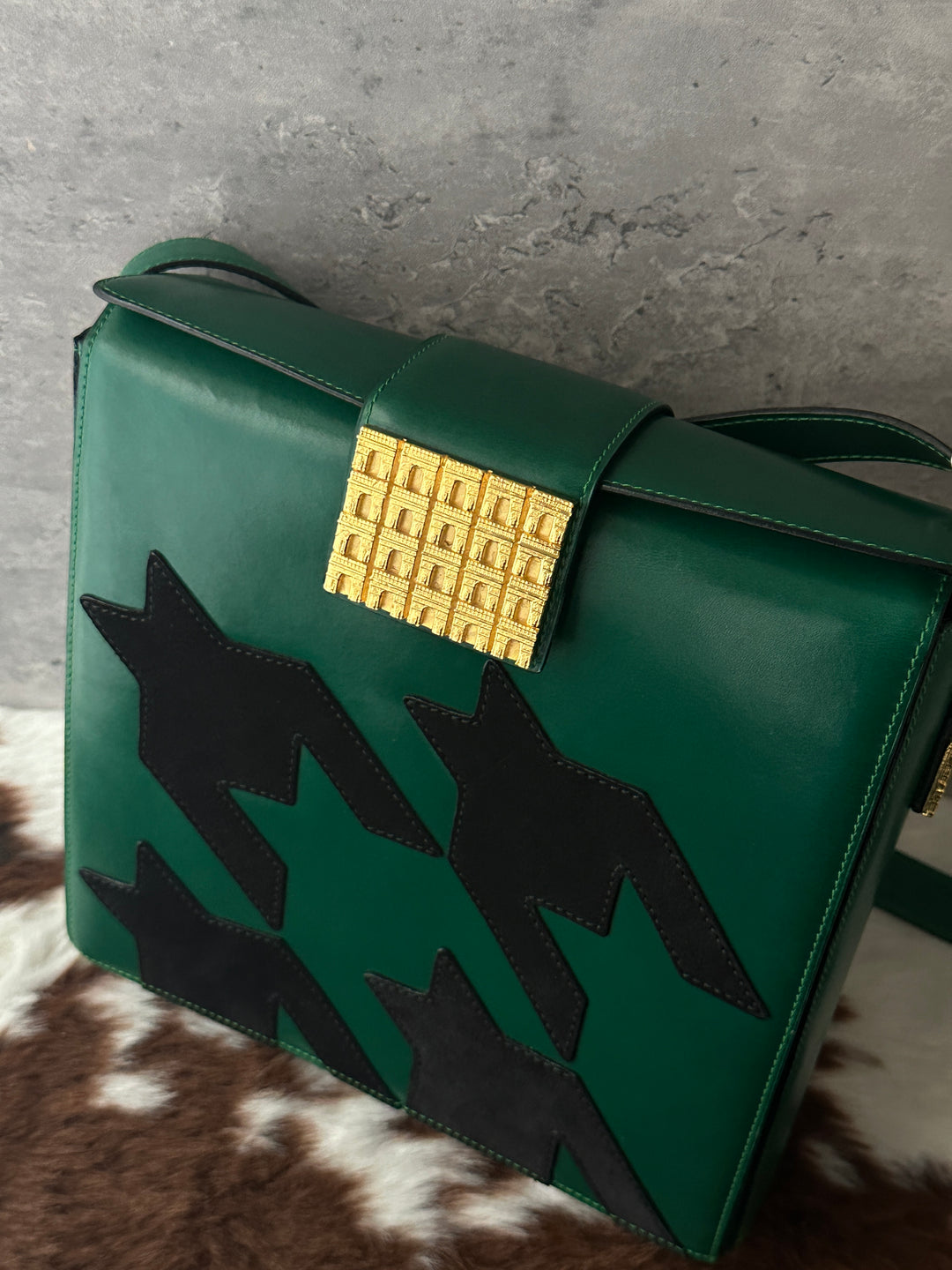 Celine Vintage Houndstooth Crossbody Bag 💚🖤｜Rare Houndstooth Appliqué × Triomphe Hardware × Emerald Green Leather