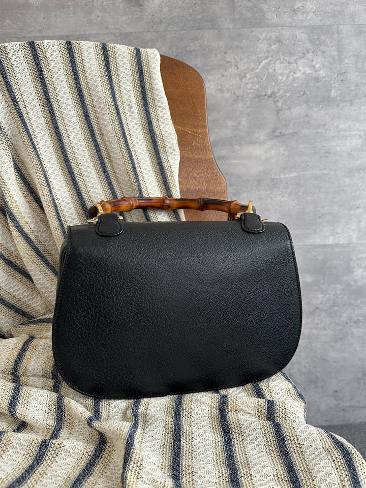 Gucci Bamboo Handbag – Black Pigskin