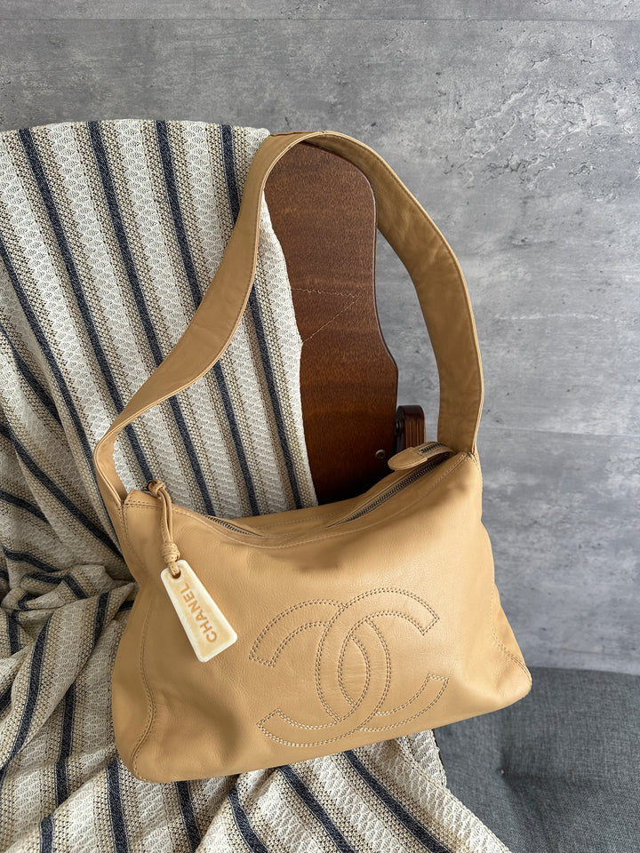 CHANEL Beige Leather Hobo Bag 🤎｜Durable Cowhide × Everyday Essential × Effortless Styling