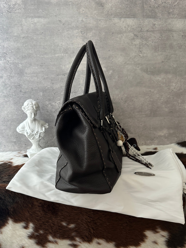 Fendi Selleria Contrast-Stitch Leather Tote 🖤🤎✨｜Chocolate Brown・Hand-Stitched Detail