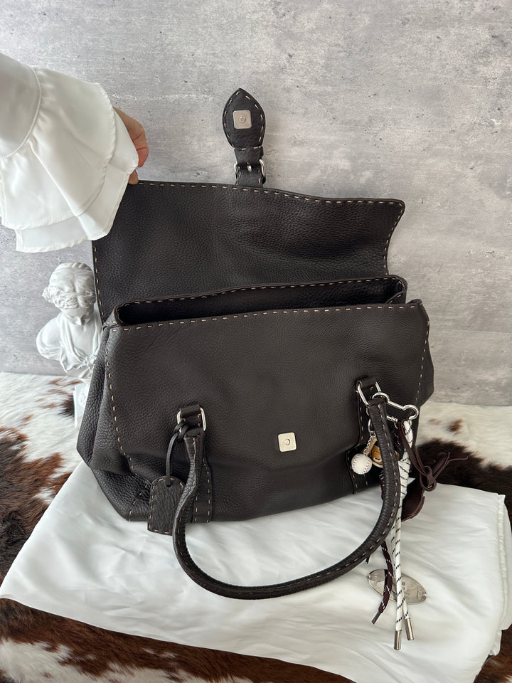 Fendi Selleria Contrast-Stitch Leather Tote 🖤🤎✨｜Chocolate Brown・Hand-Stitched Detail