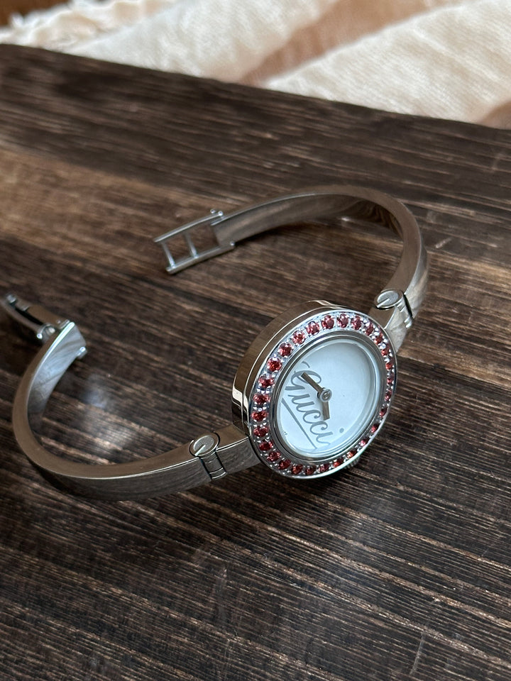 Gucci Bangle Watch ❤️✨｜Rare Crystal Bezel × Sleek Steel Bangle × Elegant Statement