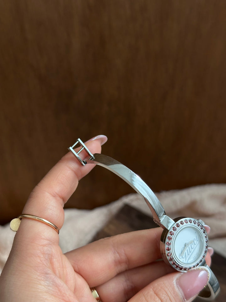Gucci Bangle Watch ❤️✨｜Rare Crystal Bezel × Sleek Steel Bangle × Elegant Statement