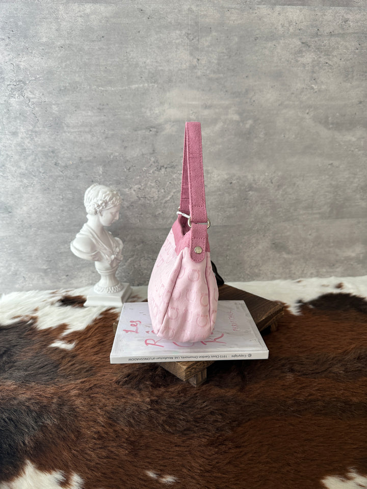 Ferragamo Gancini Monogram Pink Shoulder Bag 💕✨｜Y2K Hobo・Tonal Gancini