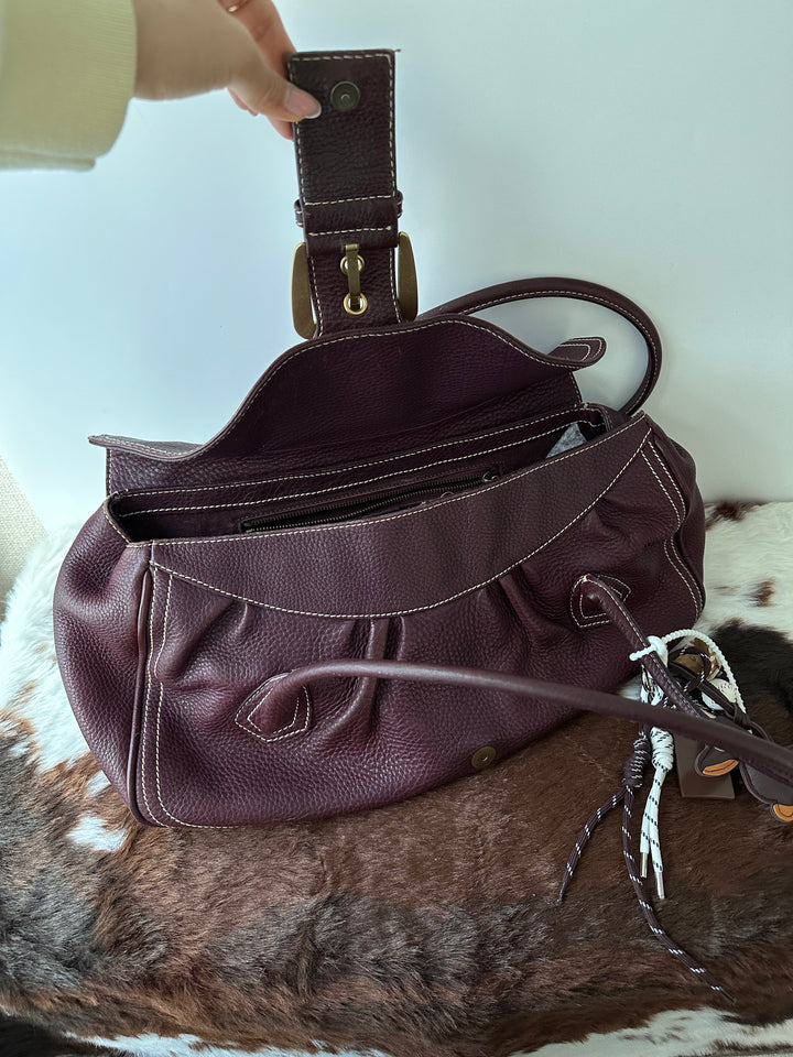 Celine Chocolate Stitch Hobo Bag ❤️🤎｜Baguette-Like Shape × Supple Calfskin × Spacious Everyday Carry