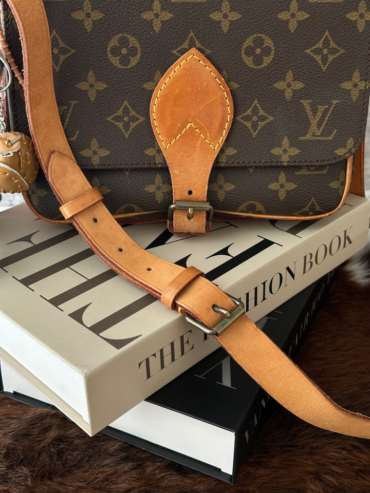 Louis Vuitton Vintage Monogram Messenger Bag 🤎✨｜Classic Monogram・Vachetta Leather