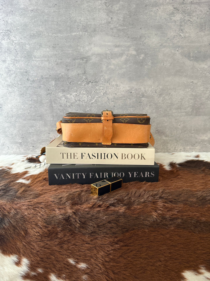 Louis Vuitton Vintage Monogram Messenger Bag 🤎✨｜Classic Monogram・Vachetta Leather