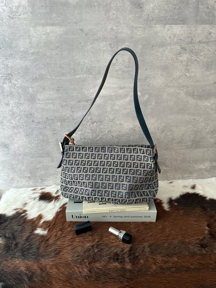 Fendi Zucca East-West Shoulder Bag ✨💙｜Navy Monogram・Vintage Baguette Style
