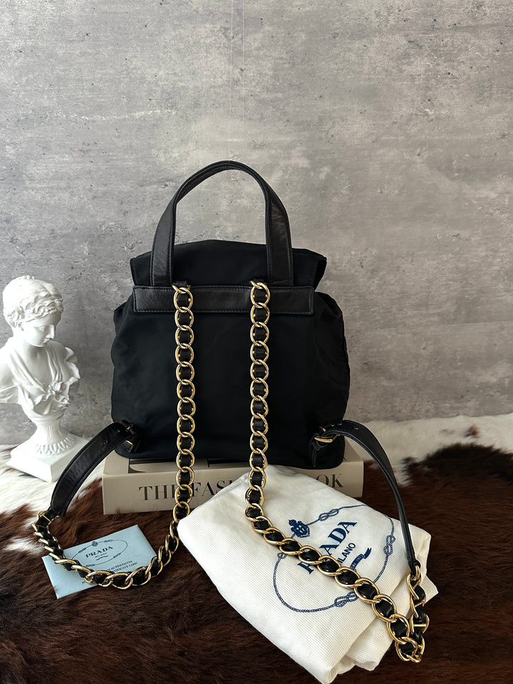 Prada Vintage Nylon Chain Backpack 🖤✨｜Black Nylon・Gold Leather-Woven Chain