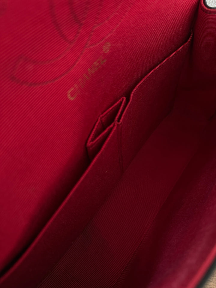 Chanel Velvet Classic Flap 25🖤 | The Iconic Touch of Parisian Elegance