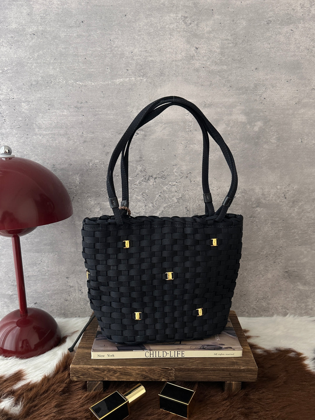 Ferragamo Vintage Woven Mini Tote 🖤｜Black Weave・Gold Gancini Details