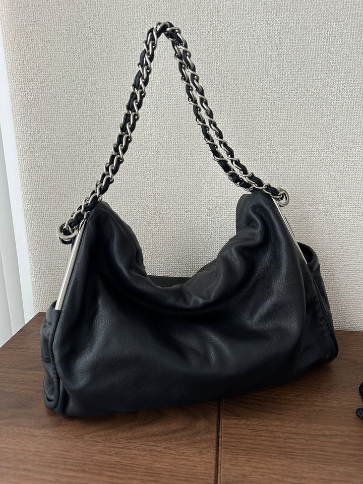 Chanel Soft Chain Hobo🖤 | Modern Edge Meets Classic Ease