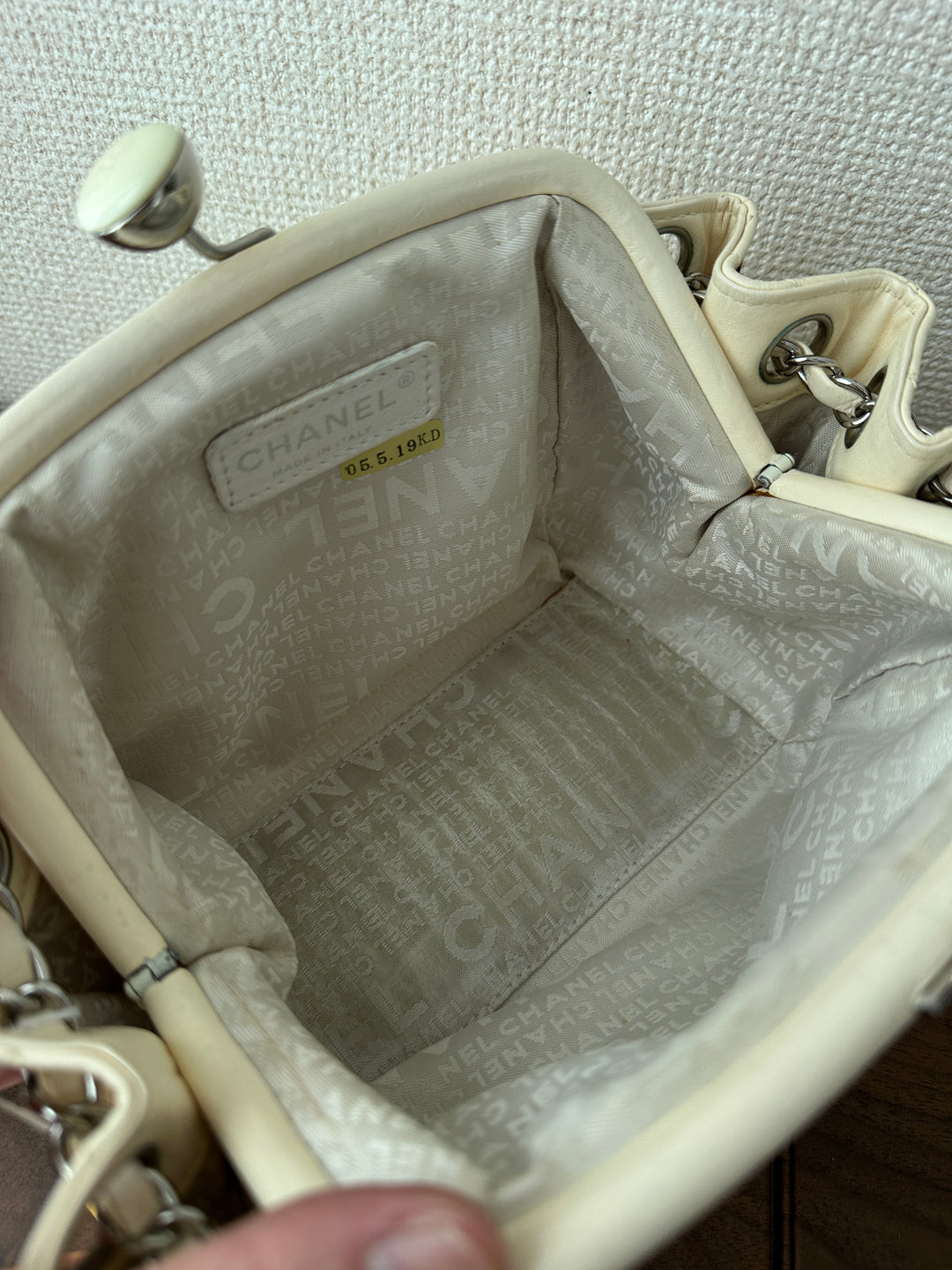 Chanel Kiss Lock Mini “Yuanbao” Bag 🤍 | Rare Vintage Sweetness