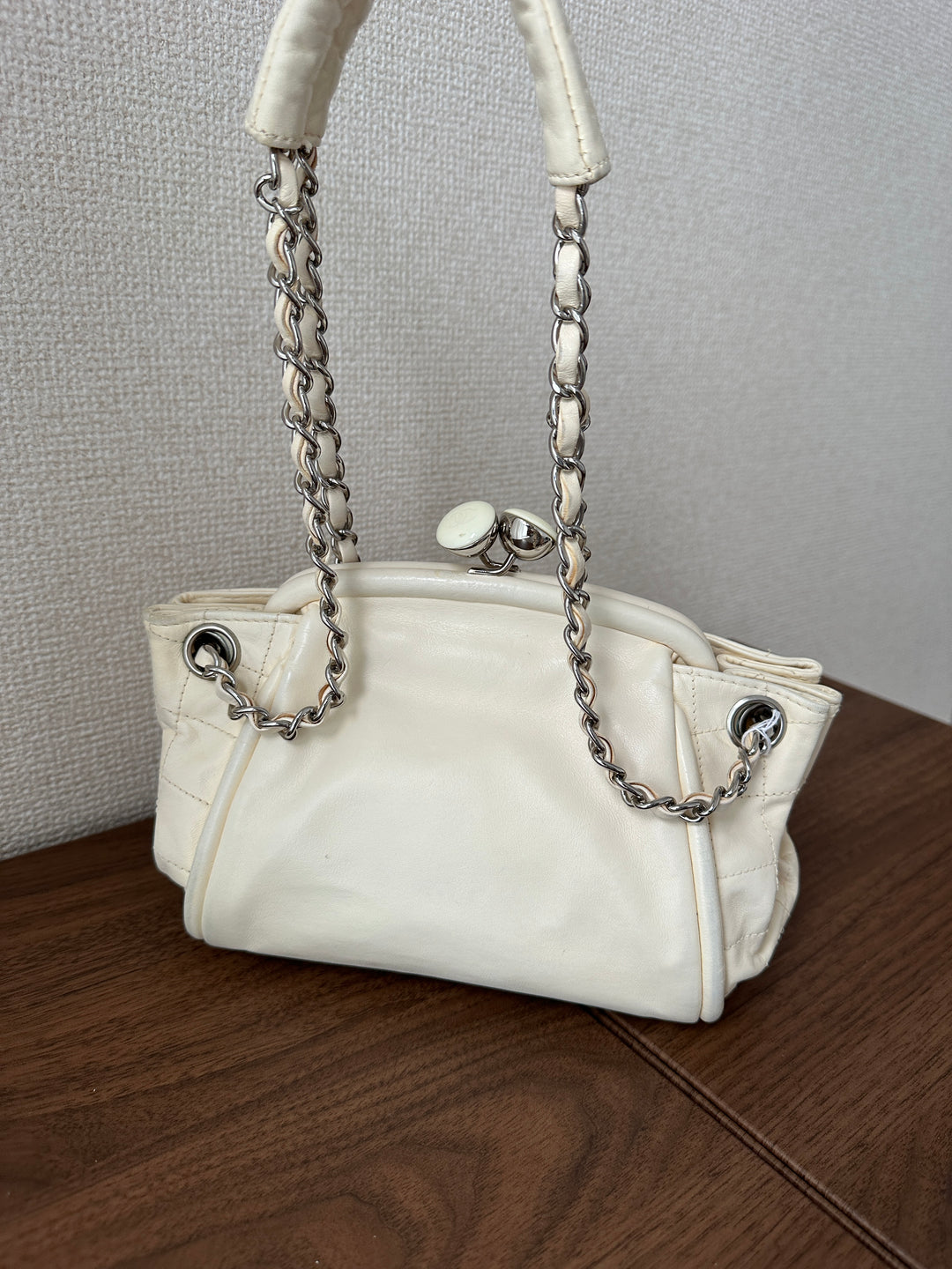 Chanel Kiss Lock Mini “Yuanbao” Bag 🤍 | Rare Vintage Sweetness