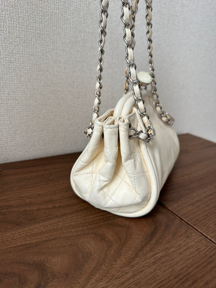 Chanel Kiss Lock Mini “Yuanbao” Bag 🤍 | Rare Vintage Sweetness