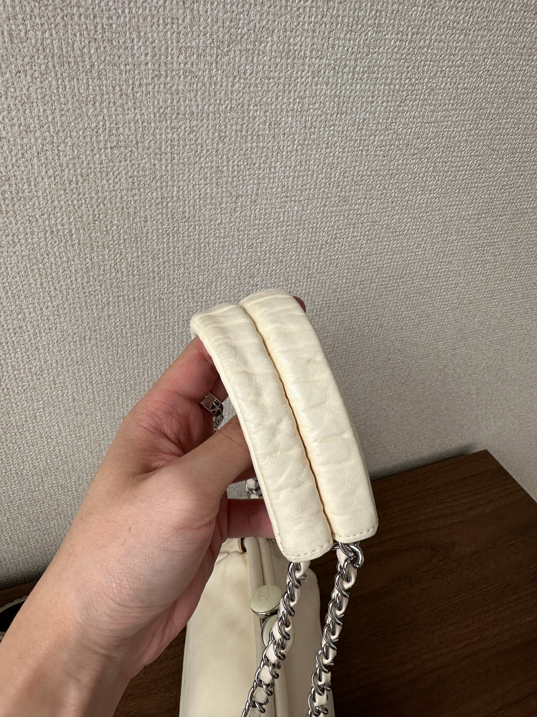 Chanel Kiss Lock Mini “Yuanbao” Bag 🤍 | Rare Vintage Sweetness