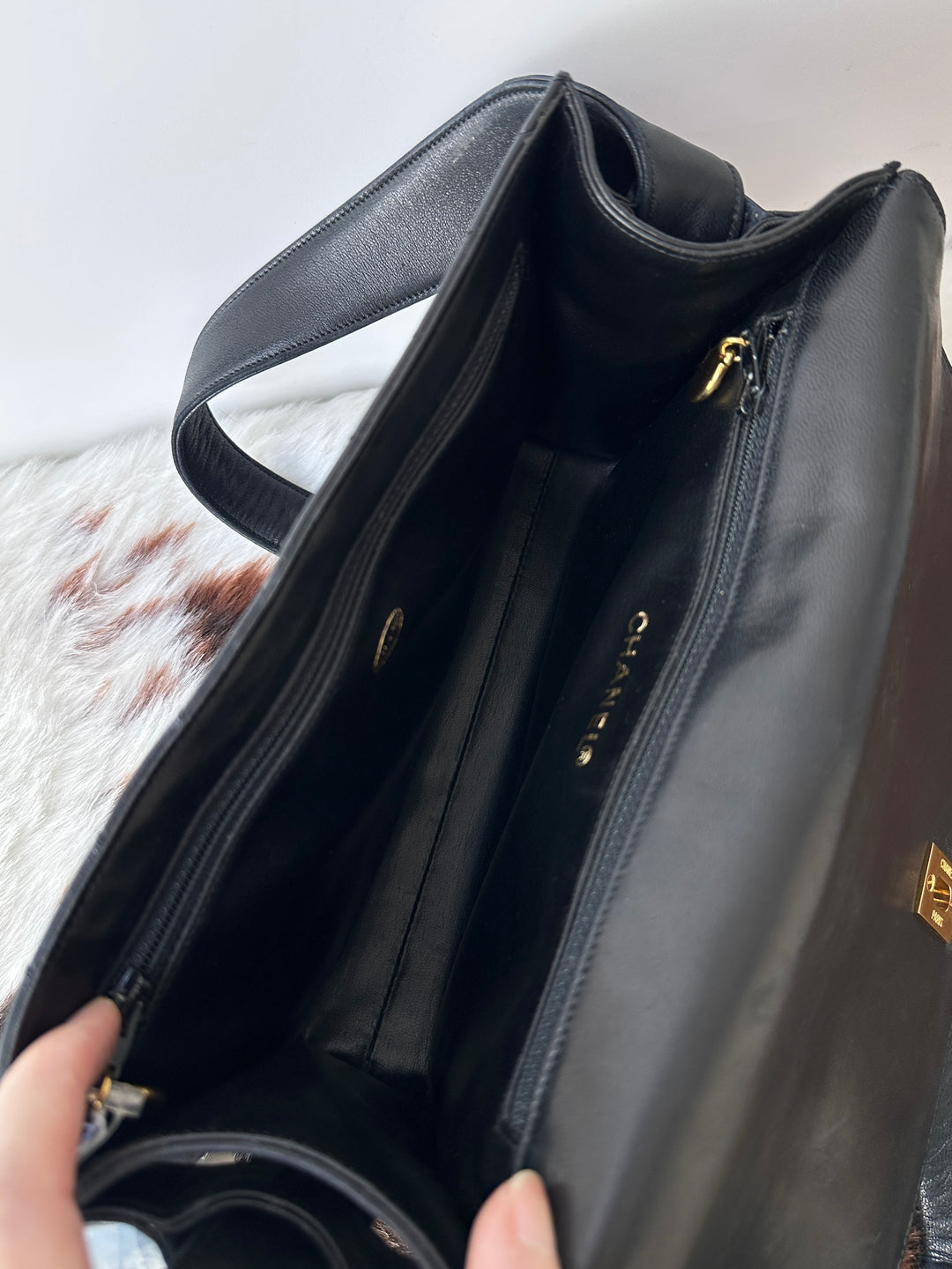 CHANEL Large Ring Chevron Soft Box Bag 🖤｜Card &amp; Sticker × Small Size × Soft Lambskin