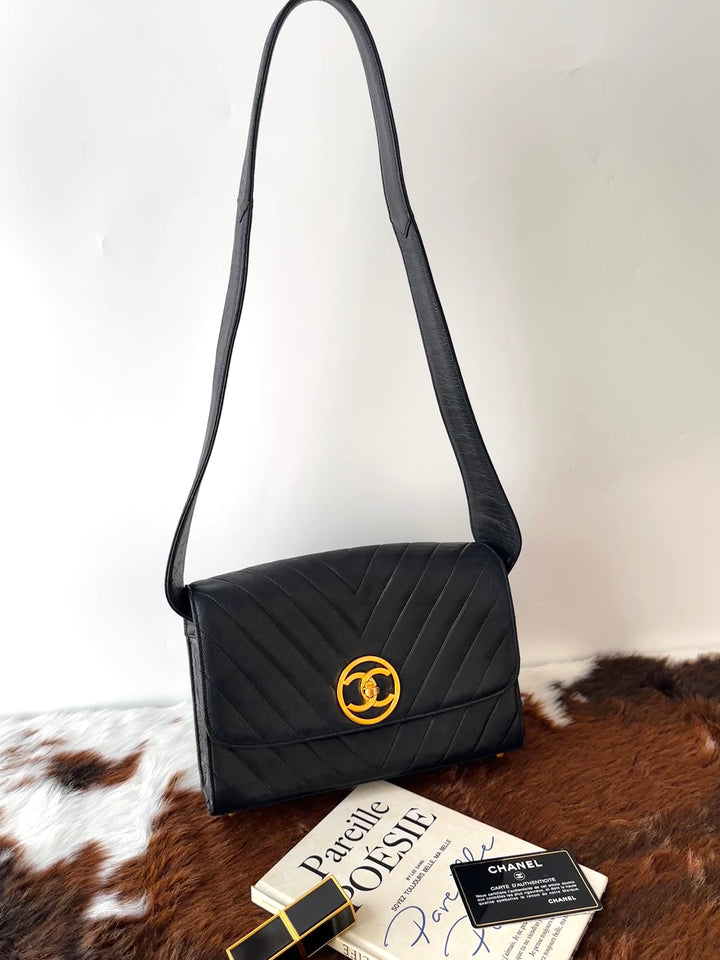 CHANEL Large Ring Chevron Soft Box Bag 🖤｜Card &amp; Sticker × Small Size × Soft Lambskin