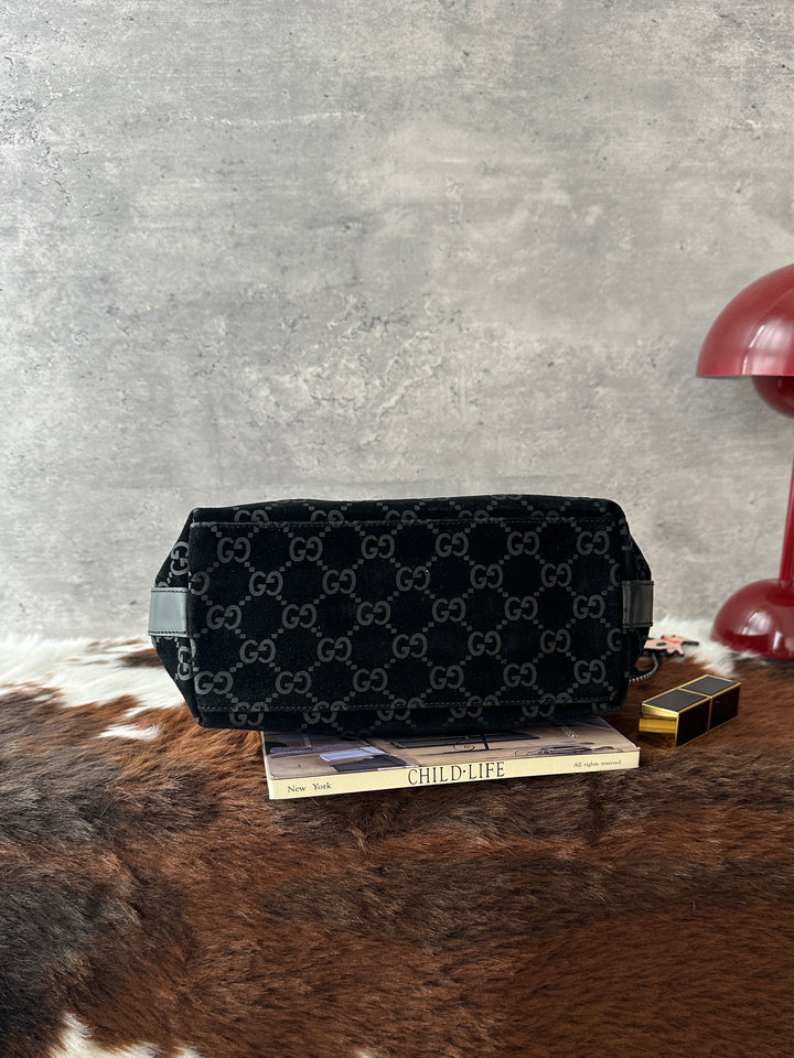 Gucci Vintage GG Monogram Hobo Bag 🖤｜Black Suede・Convertible Strap