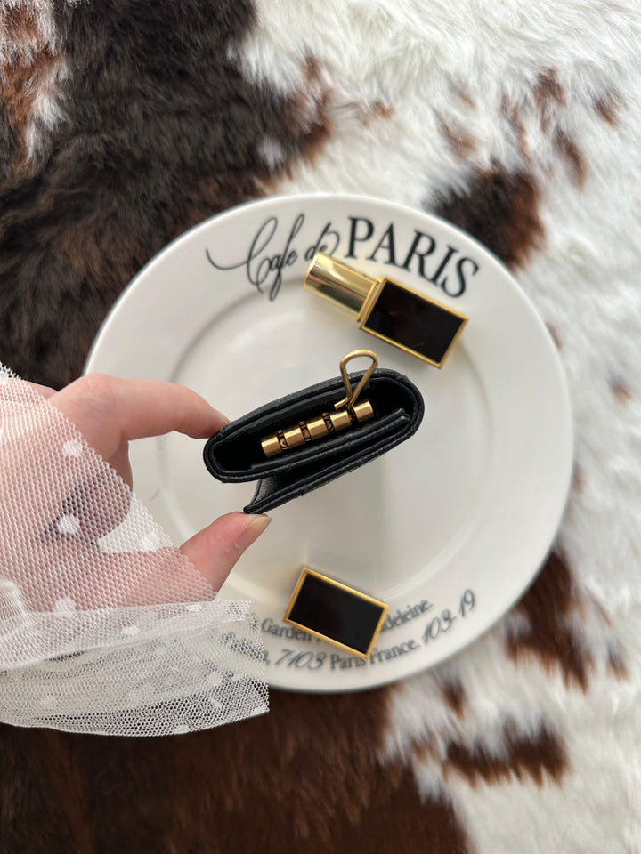 YSL Grain Leather Key Case 🖤｜Black Gold Tone × Chevron Detail × Compact Essential