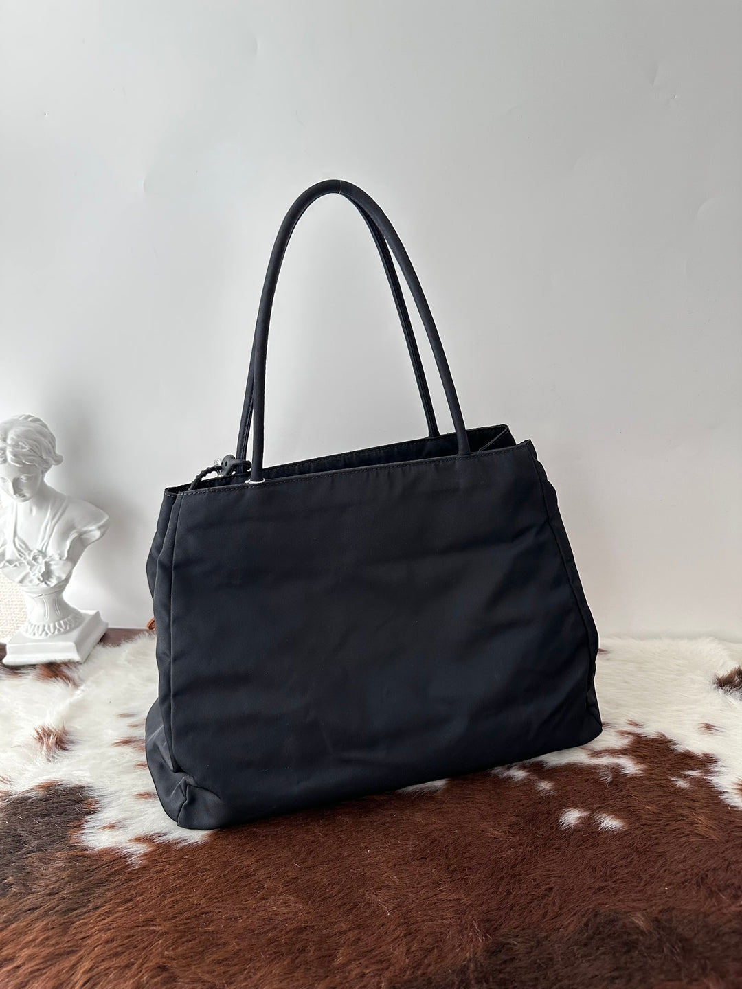 Prada Nylon Small Tote Bag 🖤｜Lightweight Nylon × Shoulder Carry × Everyday Work Bag
