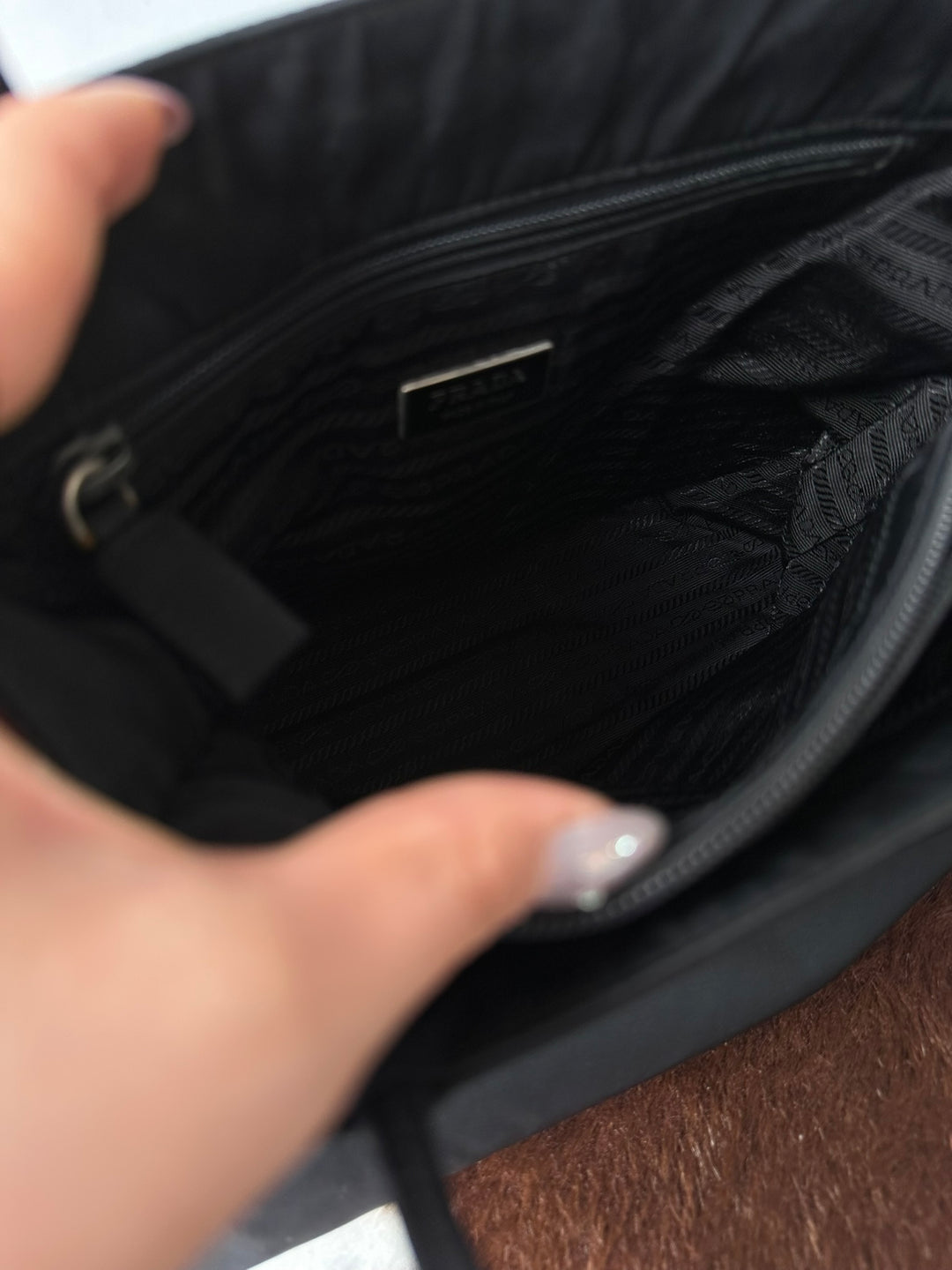 Prada Nylon Small Tote Bag 🖤｜Lightweight Nylon × Shoulder Carry × Everyday Work Bag