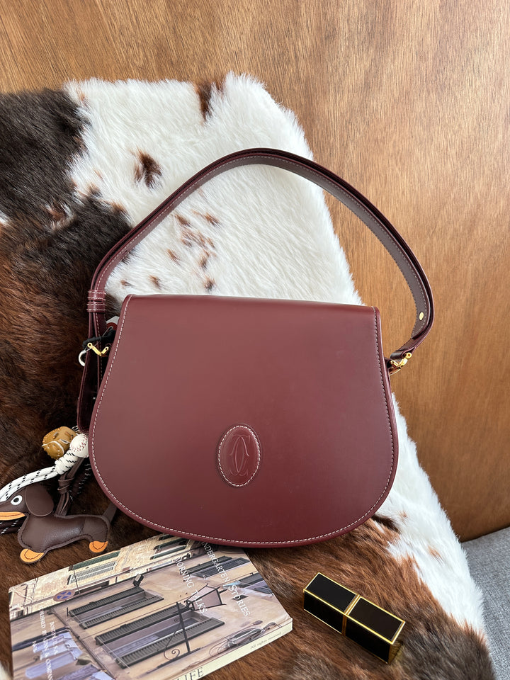Cartier Vintage Saddle Shoulder Bag ❤️｜Wine Red Leather × Preserved Condition × Shoulder or Crossbody