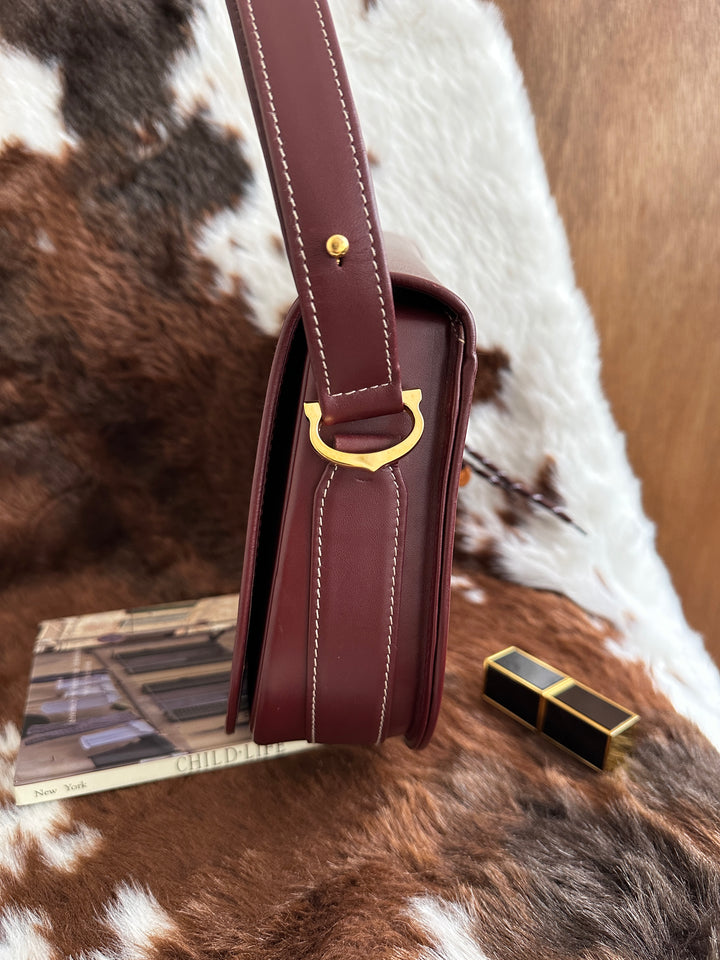 Cartier Vintage Saddle Shoulder Bag ❤️｜Wine Red Leather × Preserved Condition × Shoulder or Crossbody