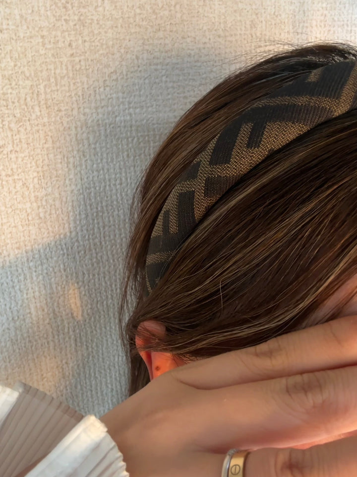 FENDI FF Zucca Headband 🤎✨｜Classic Monogram Chic × Daily Elegance × Effortless Styling