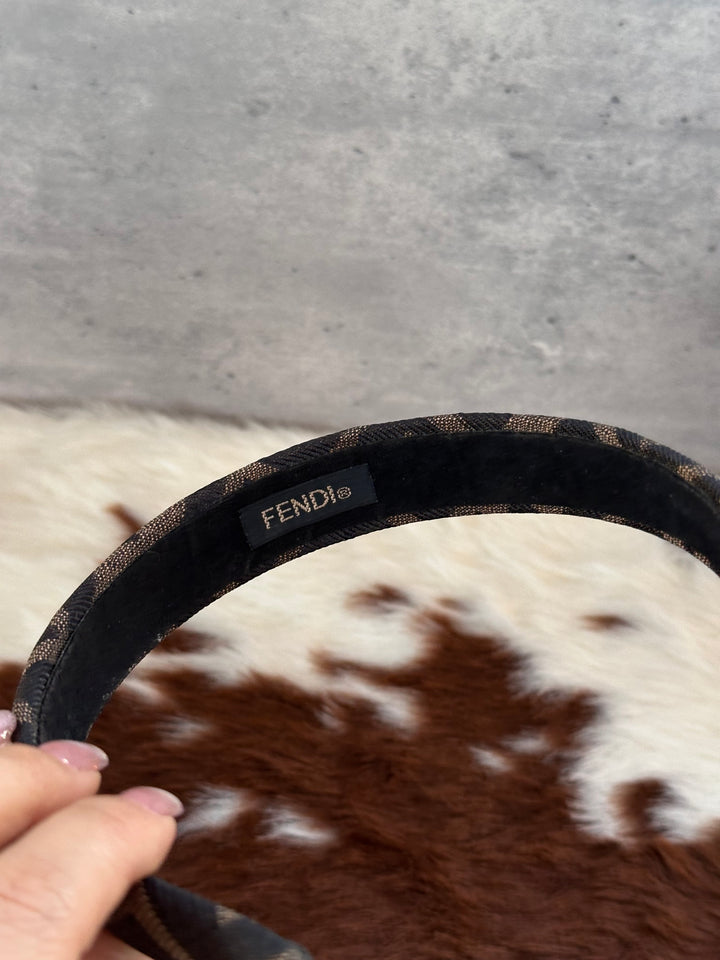 FENDI FF Zucca Headband 🤎✨｜Classic Monogram Chic × Daily Elegance × Effortless Styling