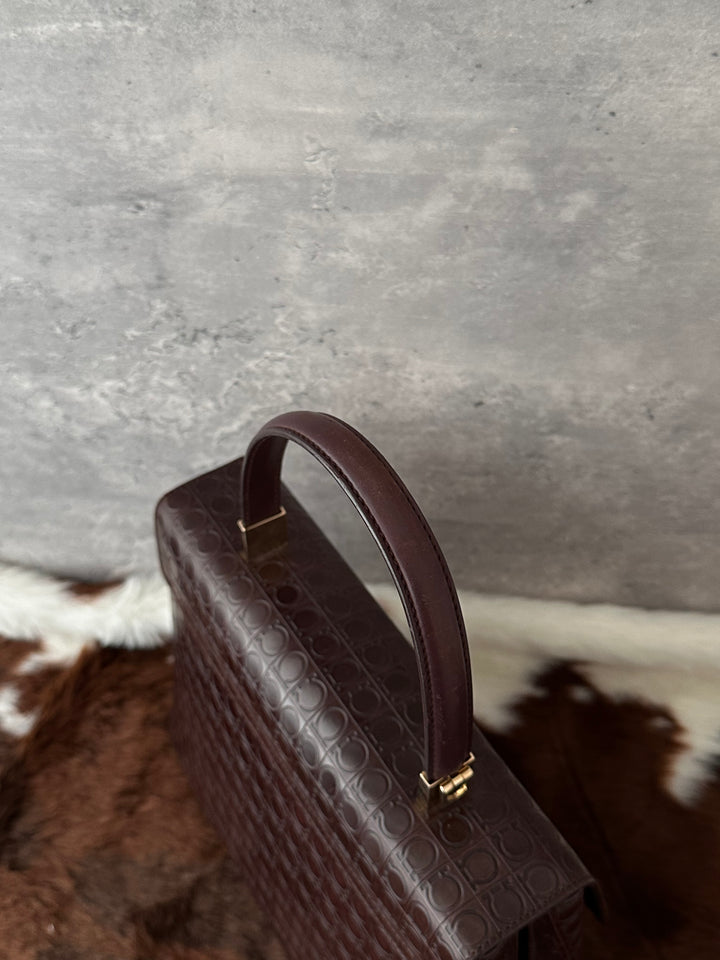 FERRAGAMO 🤎 Chocolate Embossed Kelly Bag｜Vintage Charm × Structured Elegance × Timeless Brown Tone