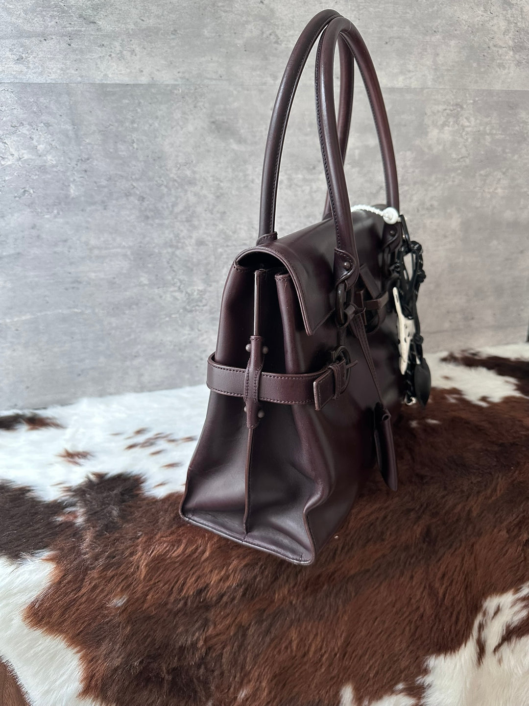 Ferragamo Gancini Dark Chocolate Brown Boston Bag 🤎｜Rare Wood-Tone Clasp × Box Leather × Vintage Character
