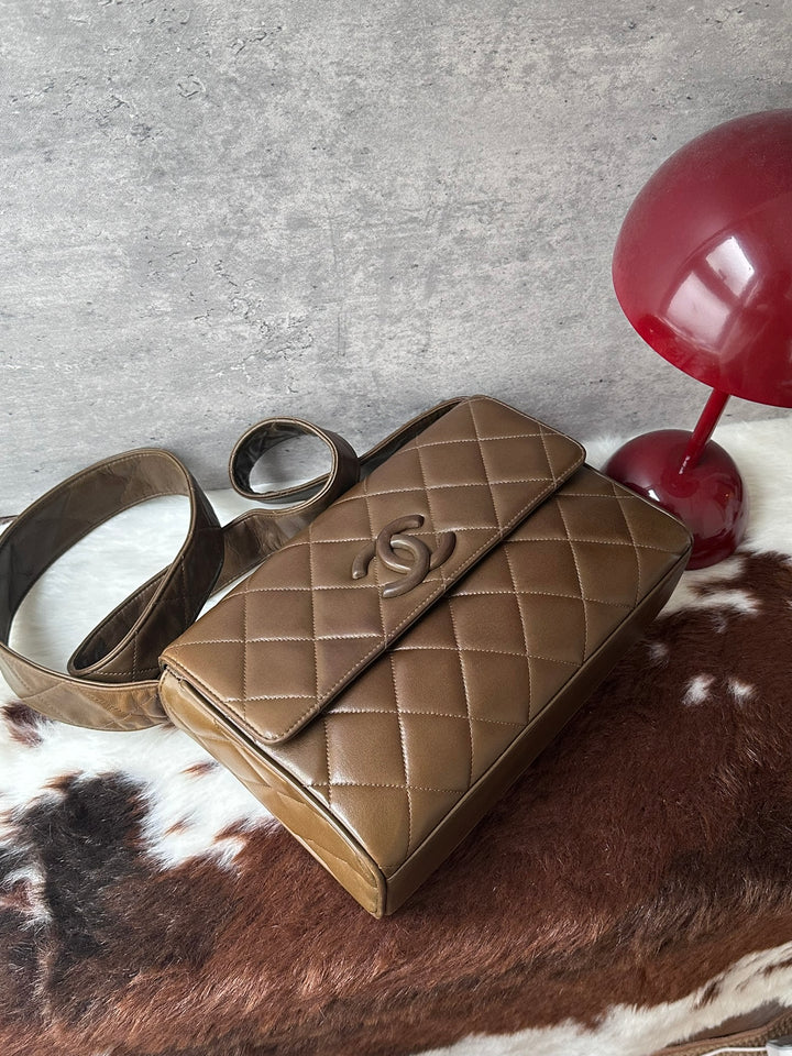 CHANEL Lambskin Square Crossbody Bag 🤎｜Rare Olive Brown × Puffy Square Shape × Practical Capacity