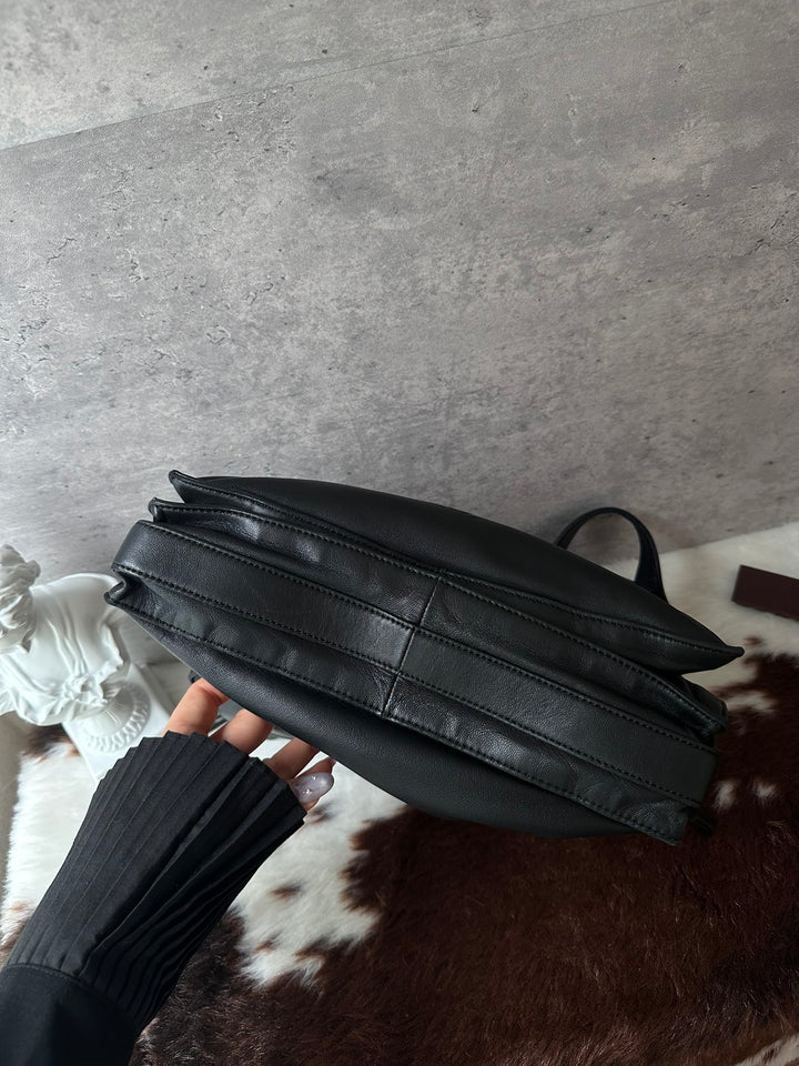 LOEWE So Black Nappa Drawstring Hobo Bag 🖤｜Soft Nappa Leather × Lucky Pouch Shape × Shoulder &amp; Crossbody