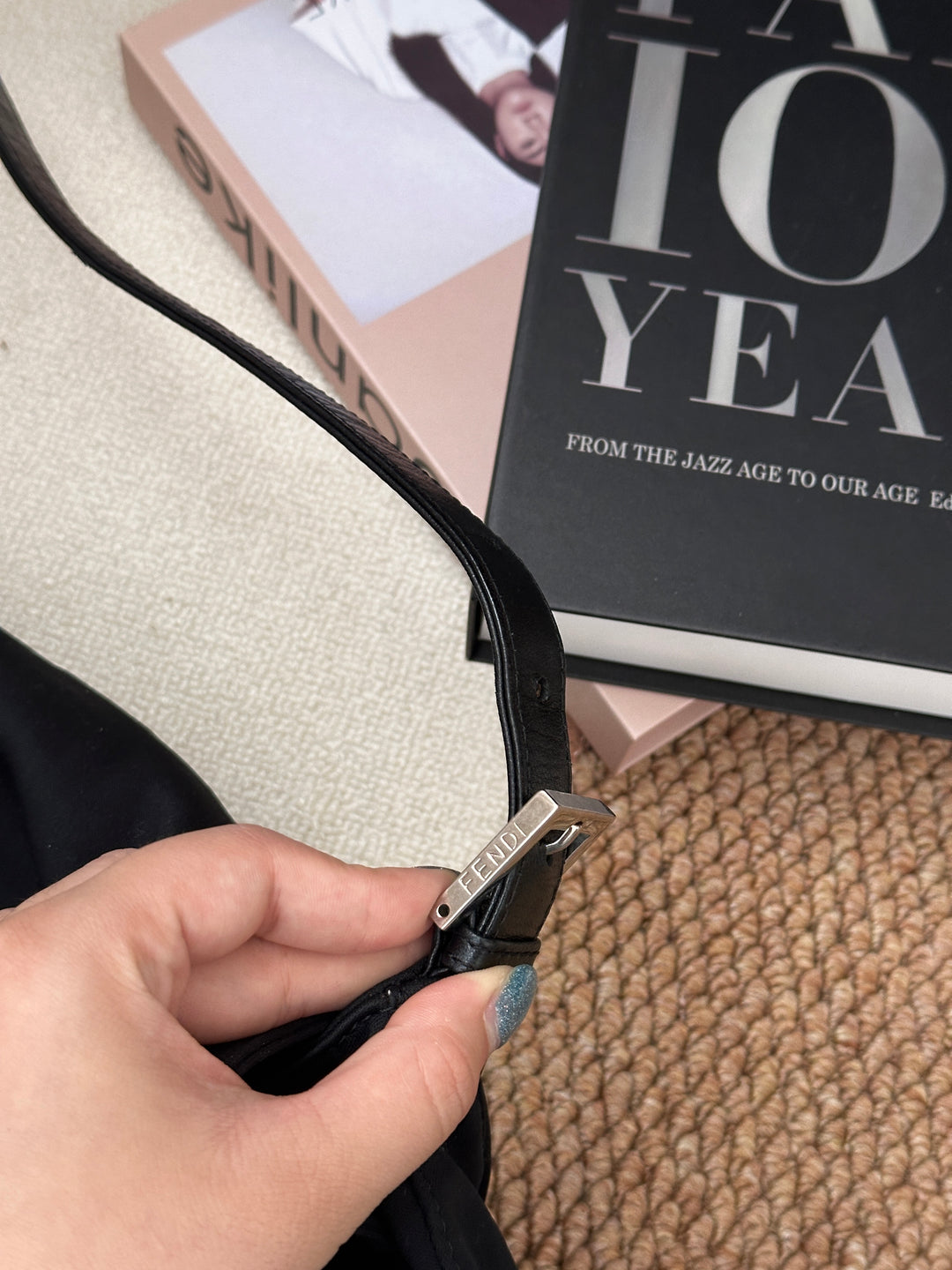 FENDI Mama Baguette Shoulder Bag（Black Fabric × Silver Hardware）｜Effortless Chic 🖤✨