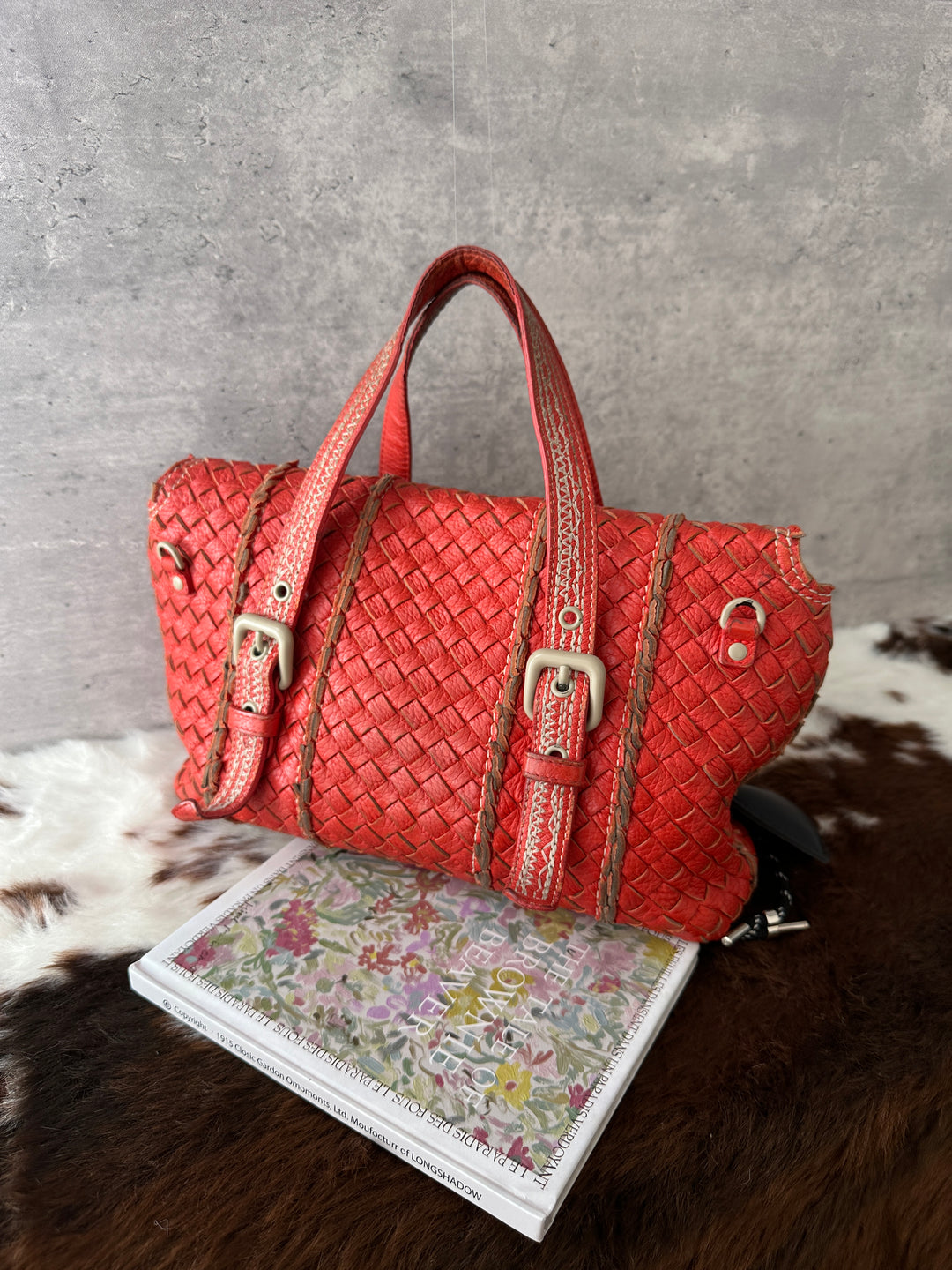 Bottega Veneta Intrecciato Top Handle Bag ❤️｜Classic Woven Leather × Contrast Stitching × Practical Daily Size