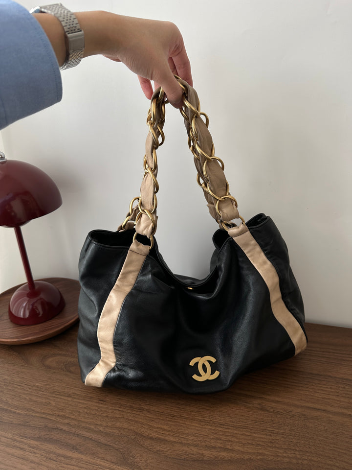 Chanel Two-Tone Chain Hobo 🖤🤍 | Soft Luxury with an Effortless Edge