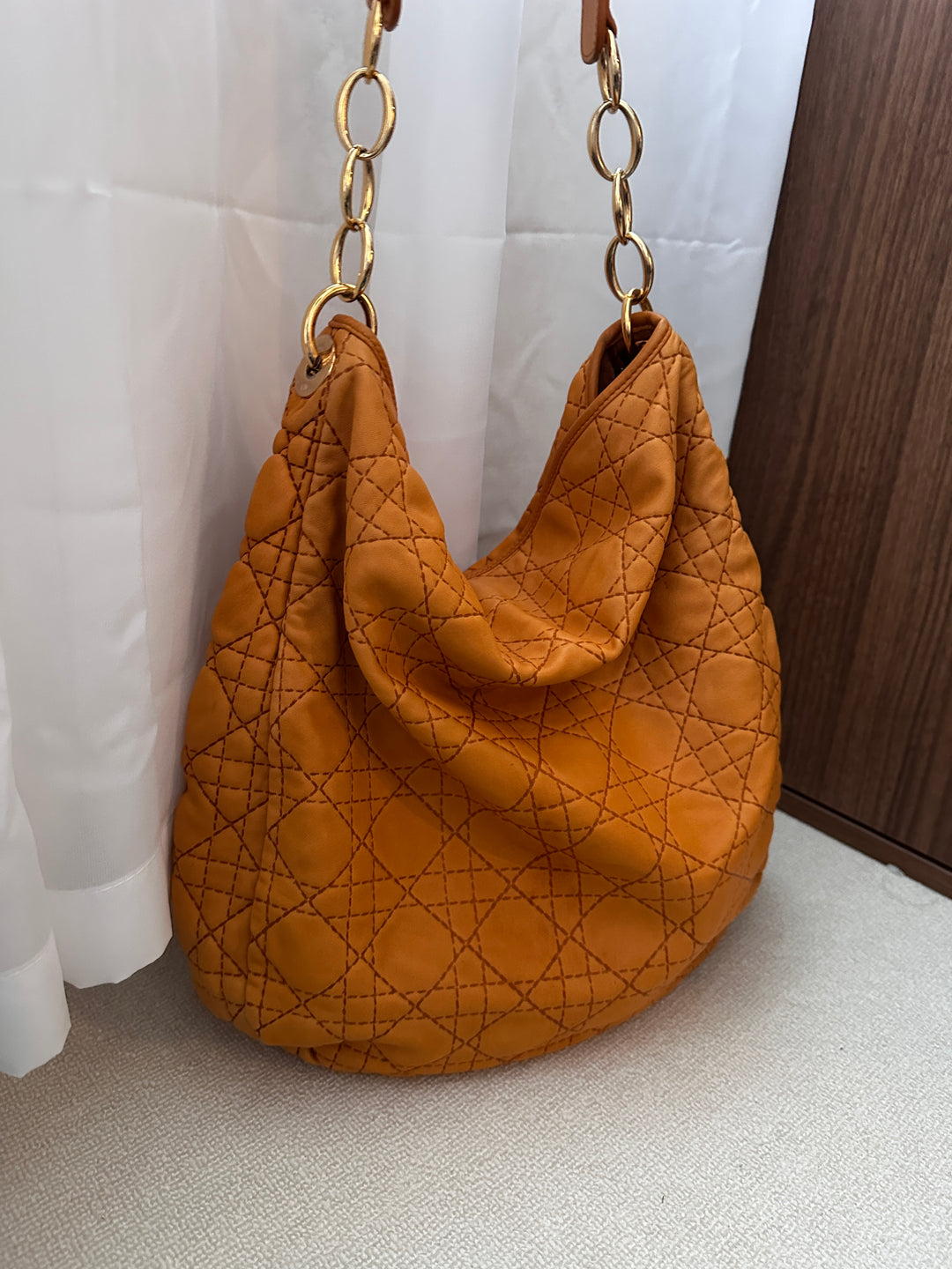 BOTTEGA VENETA Intrecciato Canvas & Leather Tote（Olive Green × Beige）｜Modern Utility with Iconic Weave 🌿✨