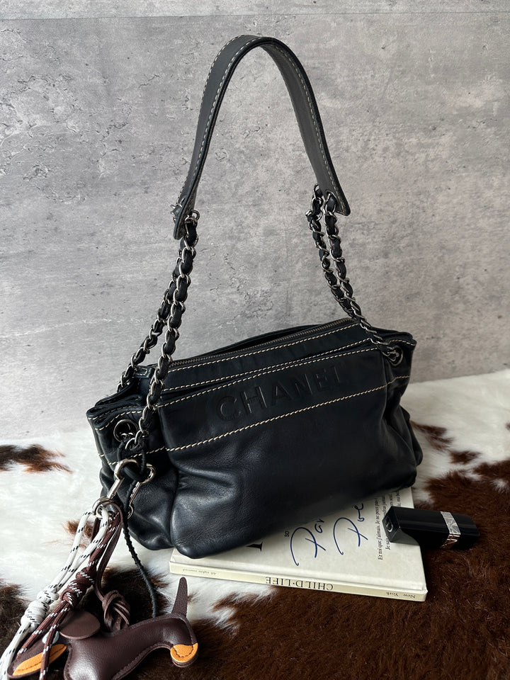CHANEL Calfskin Chain Shoulder Bag 🖤｜Practical Daily Size × Shoulder-Friendly × Great Price