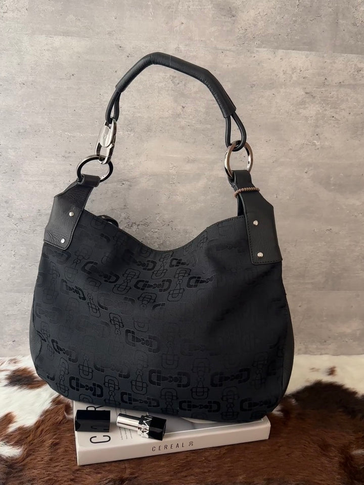 Gucci Horsebit Hobo Bag 🖤｜Tonal Horsebit Monogram・Relaxed Hobo Shape・iPad-Friendly Capacity