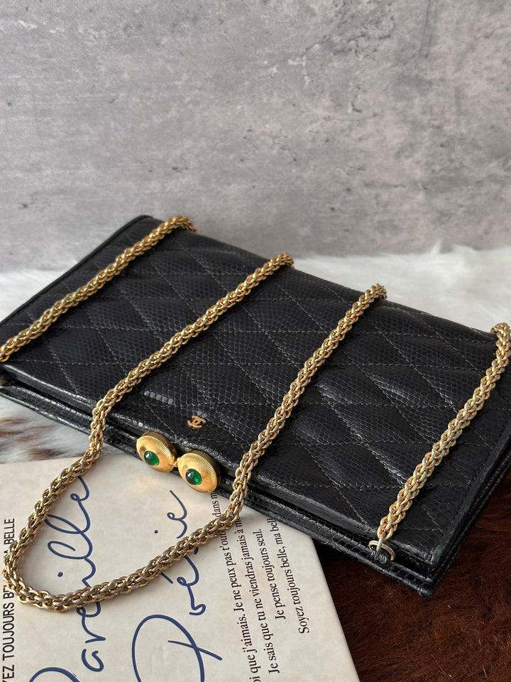 CHANEL Mini Lizard Skin Chain Evening Bag 🖤👑｜Rare Discontinued Piece × Jewel-Like Kiss Lock × Collector’s Dream