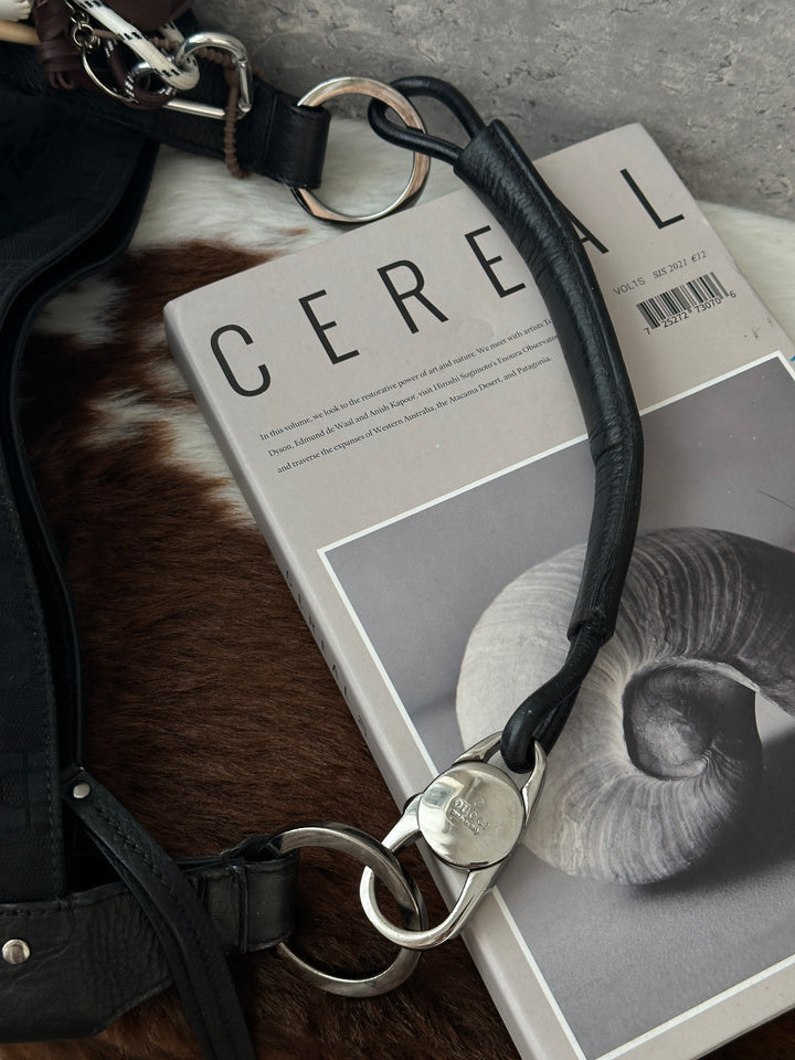 Gucci Horsebit Hobo Bag 🖤｜Tonal Horsebit Monogram・Relaxed Hobo Shape・iPad-Friendly Capacity