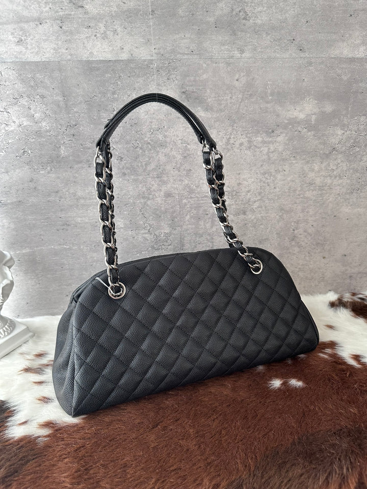 CHANEL Quilted Caviar Leather Bowling Bag 🖤｜Black &amp; Silver Hardware × Adjustable Chain Strap × Clean Condition