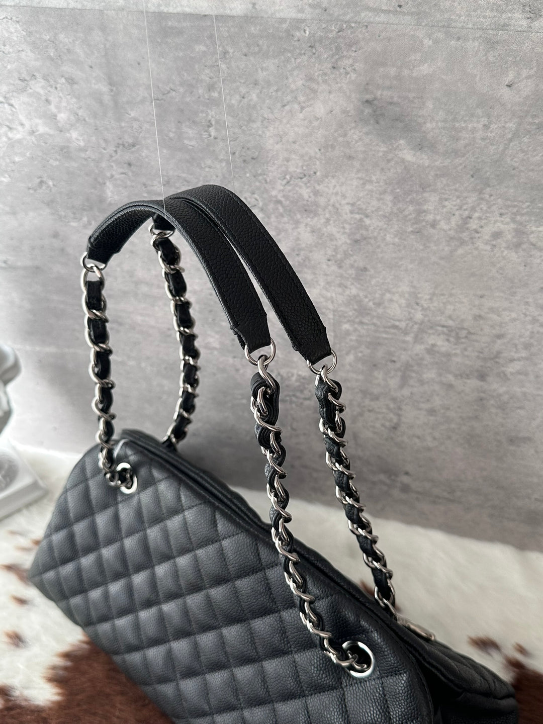 CHANEL Quilted Caviar Leather Bowling Bag 🖤｜Black &amp; Silver Hardware × Adjustable Chain Strap × Clean Condition
