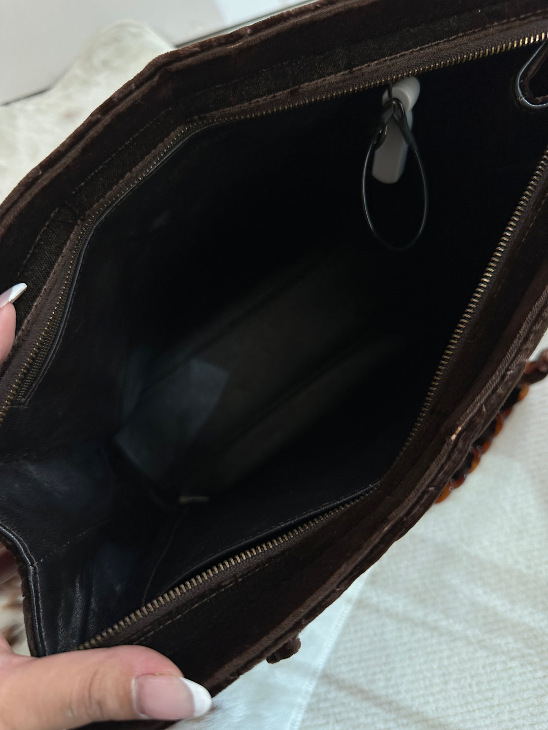 Chanel Tortoiseshell Velvet Tote 🤎 | Quiet Luxury in a Rare Vintage Form