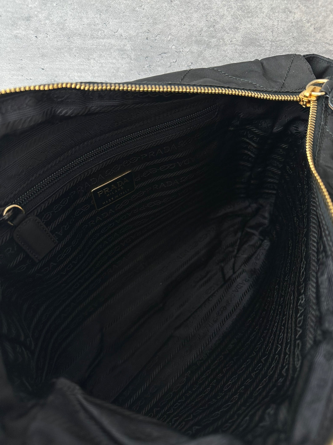 PRADA Quilted Parachute Flap Chain Shoulder Bag 🖤｜Black &amp; Gold Hardware × Lightweight Design × Near-Pristine Condition