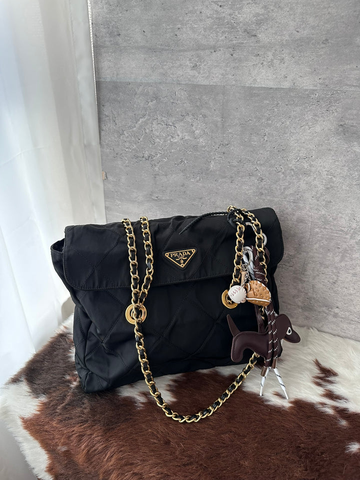 PRADA Quilted Parachute Flap Chain Shoulder Bag 🖤｜Black &amp; Gold Hardware × Lightweight Design × Near-Pristine Condition