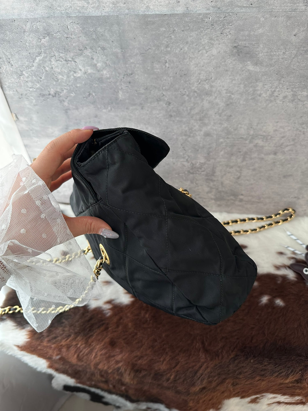 PRADA Quilted Parachute Flap Chain Shoulder Bag 🖤｜Black &amp; Gold Hardware × Lightweight Design × Near-Pristine Condition