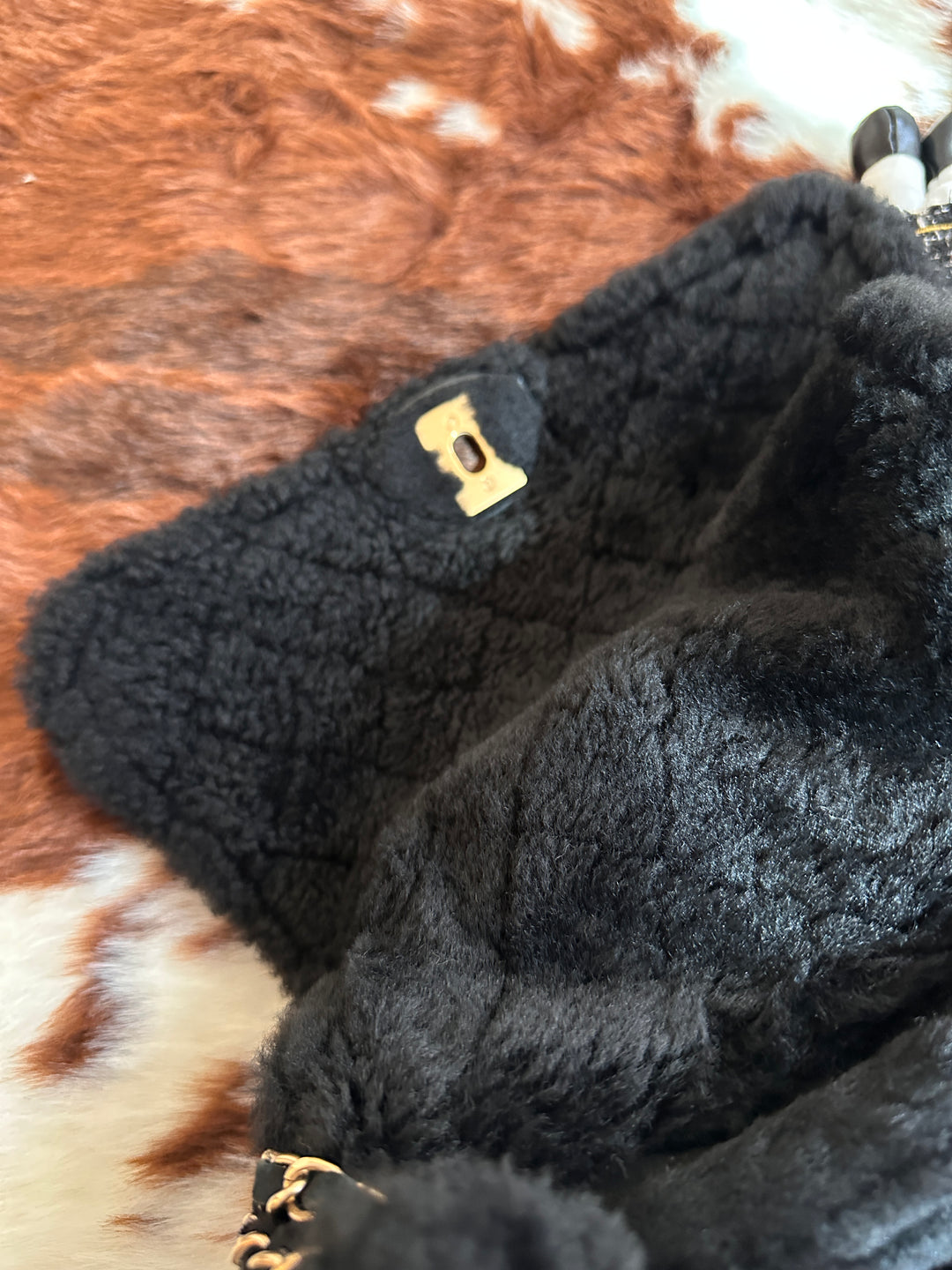 Chanel 毛毛機場包 | Cozy Chic in Winter Mood